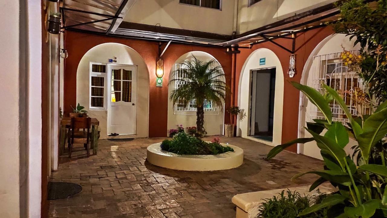 Hostal Yakumama Cuenca Zewnętrze zdjęcie
