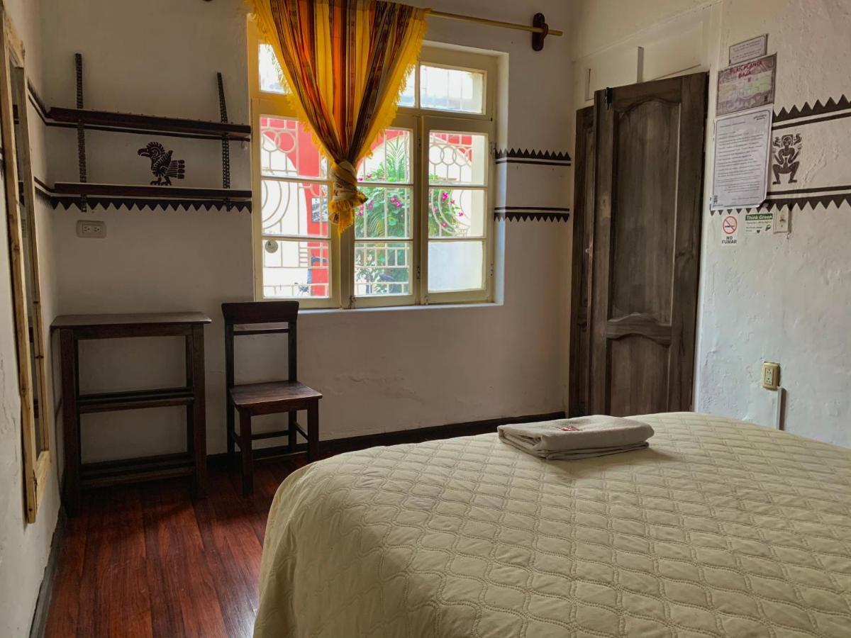 Hostal Yakumama Cuenca Zewnętrze zdjęcie